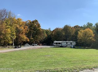 Theobald Rd, Lake ariel, PA 18436