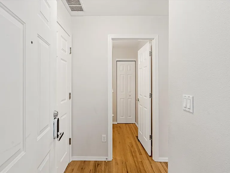 18806 20th Dr SE — Photo 12