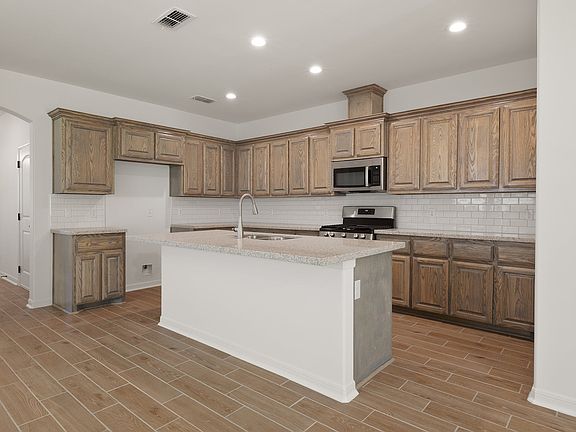 5th image of 11203 Antigua Dr