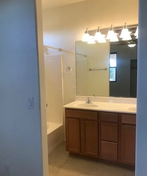 1635 Entrada Dr — Photo 10