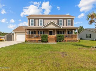 204 Michel Ct, Hubert, NC 28539