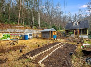 55 Heavenly Ln, Fairview, NC 28730