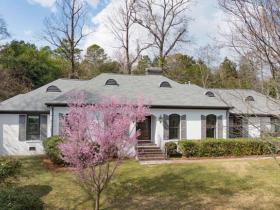 2nd image of 3568 Spring Valley Rd