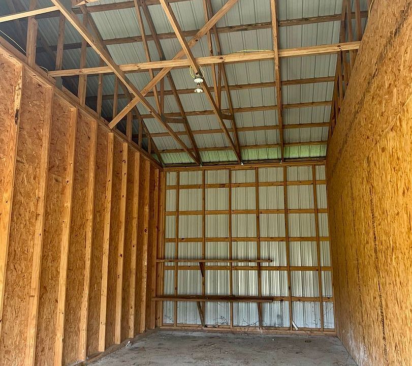 2nd image of 5539 Highway 58 APT 4