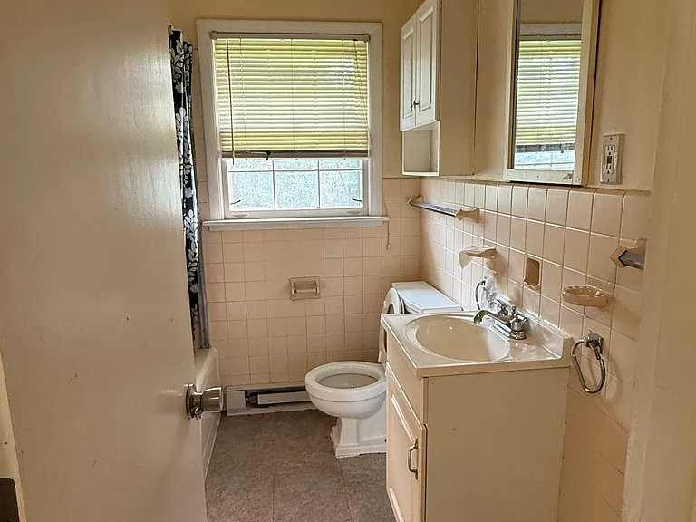 1123 Sandusky Dr #B — Photo 8