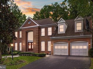 713 Old Hunt Way, Herndon, VA 20170