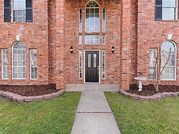 5th image of 6732 Macintosh Dr
