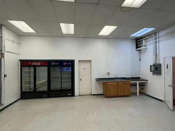 (undisclosed Address), Fairbanks, AK 99709