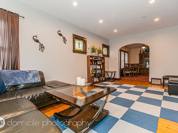 5th image of 1025 Harlem Ave