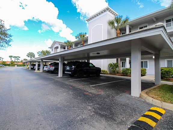 5th image of 7804 Regal Heron Cir APT 205
