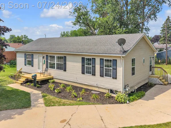 1119 Lathers St, Garden City, MI 48135