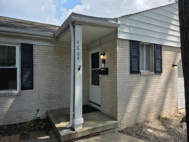 4604 Imperial Dr — Photo 2