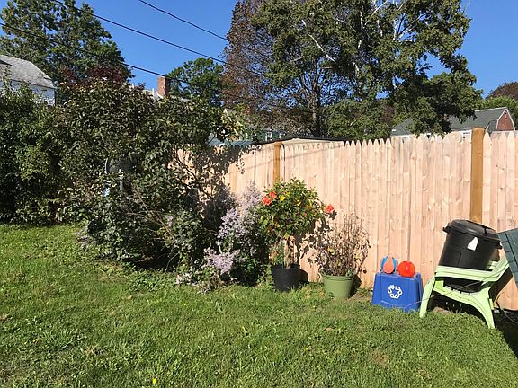 Fencing on three sides