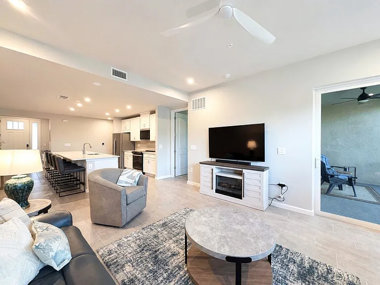 4660 Arboretum Cir #102 — Photo 13