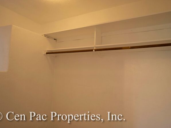 99-1130 Halawa Heights Rd APT C, Aiea, HI 96701