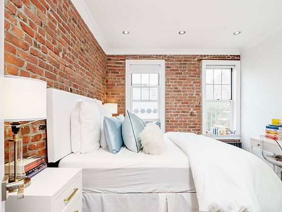 4th image of 162 W 13th St APT 56