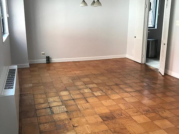 Living room/dining room
