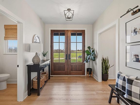 4th image of 1607 Lickert Rd