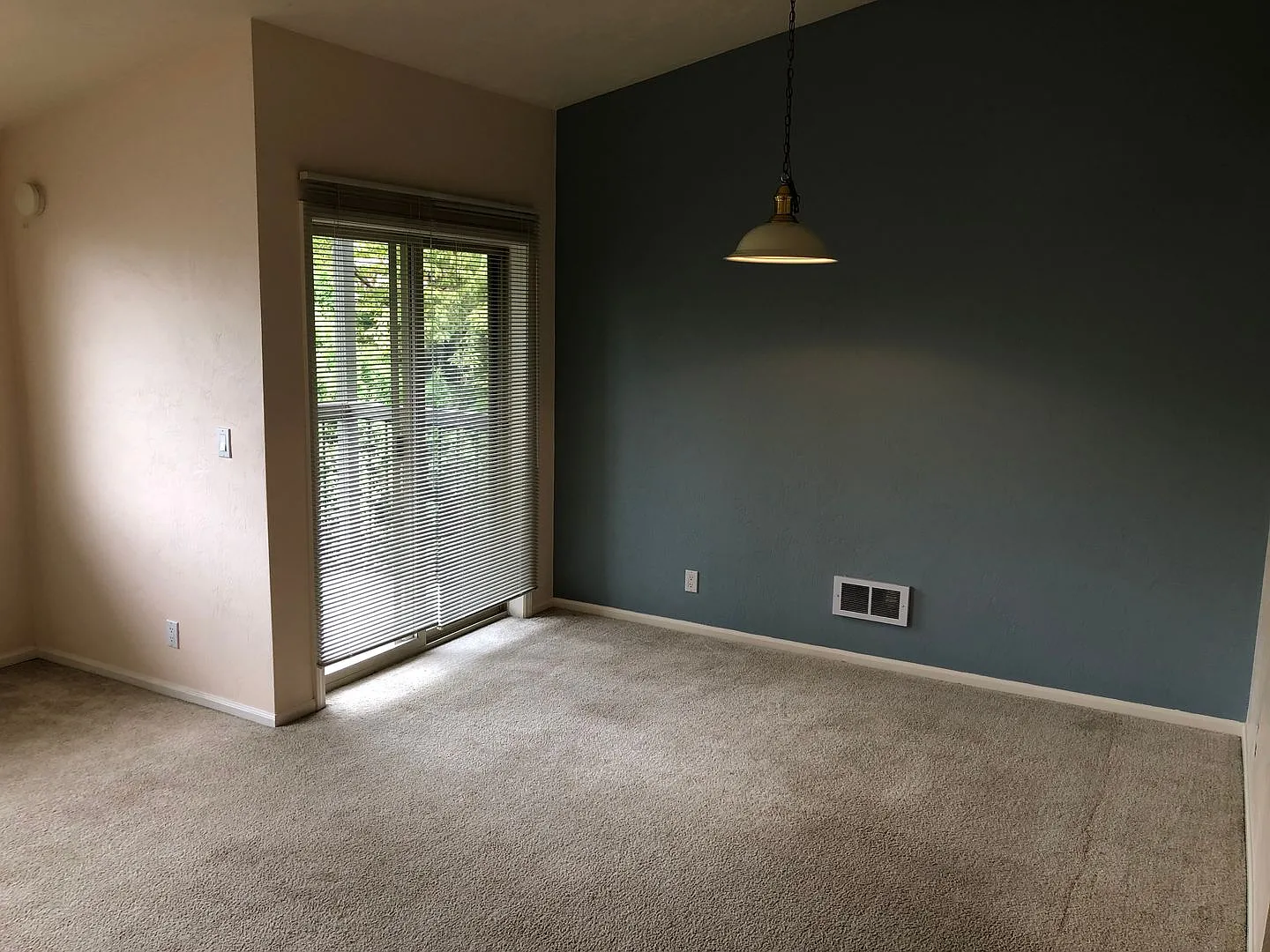 1611 Adkins St. — Photo 4