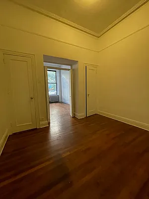 Rented by Peter R. Hungerford, LREB | media 16
