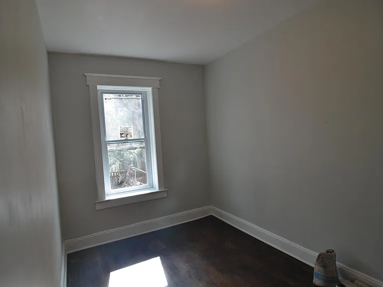 147 Lexington Ave #1 — photo 4 of 7