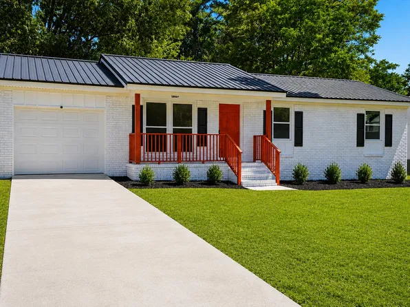 452 Madeline Dr, Goose Creek, SC 29445