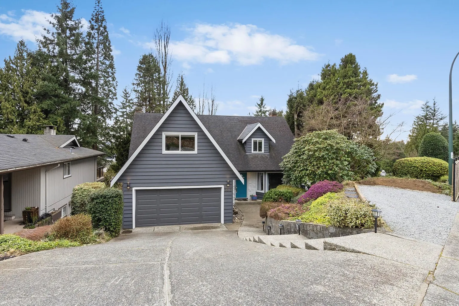 363 Dartmoor Dr photo 1