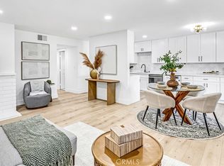 17562 Vandenberg Ln APT 12, Tustin, CA 92780