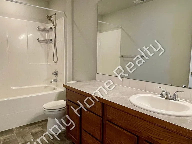5021 Andrew St SE — Photo 22