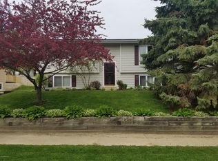 3747 9th Ave SW, Rochester, MN 55902