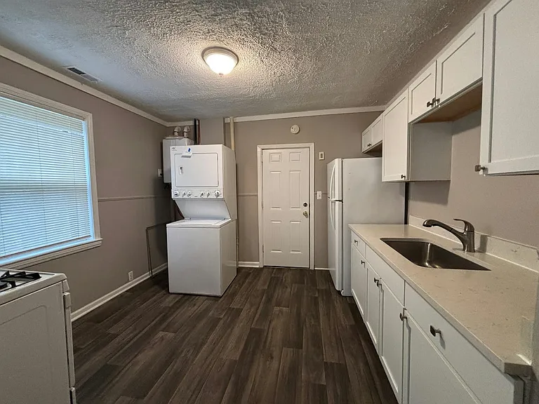 8278 Jackson Ave — Photo 4