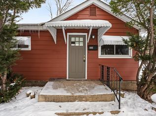 1592 Greenbrier St, Saint Paul, MN 55106