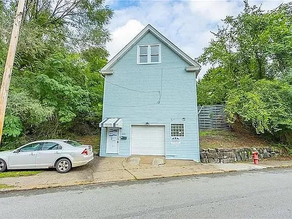 800 Mill St — Photo 2