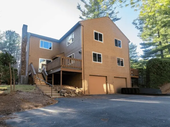 83 Voyagers Ln #83, Ashland, MA 01721