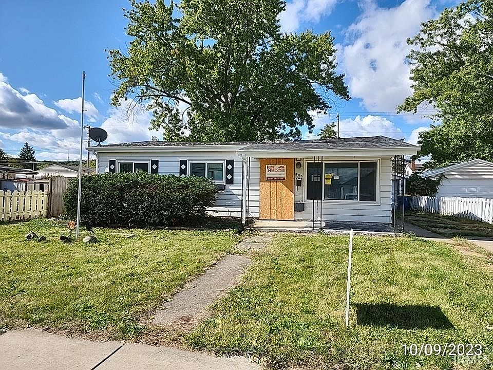 805 Burdette St, Mishawaka, IN 46544 Zillow