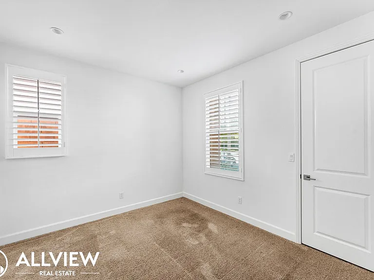 56 Quentin — Photo 21