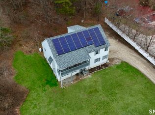 83 Dodge Rd, Woodstock, CT 06281