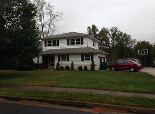 11 Wyndmoor Way, Edison, NJ