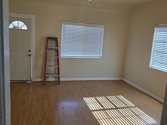 3rd image of 116 S I St