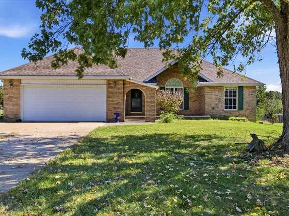 2246 Eagles Lane, Nixa, MO 65714