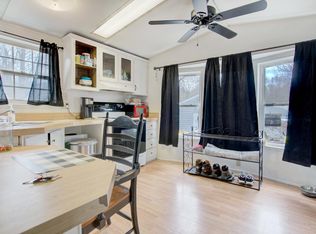 17 George St, North Waterboro, ME 04061