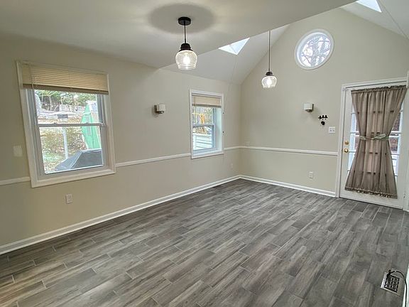 5th image of 2901 McComas Ave