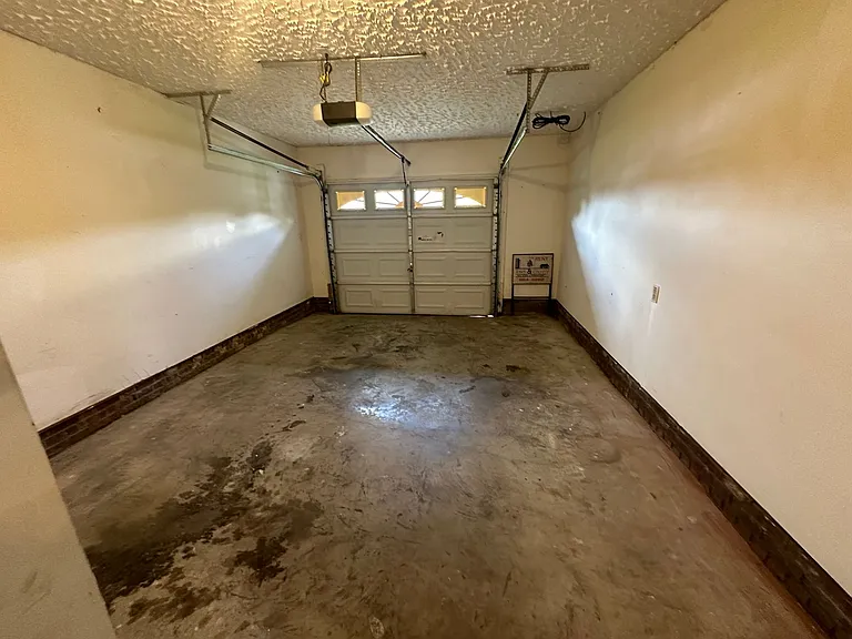 7850 Penelope Dr — Photo 30