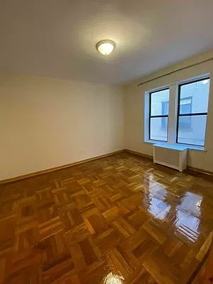 2nd image of 302 Marine Ave #B30