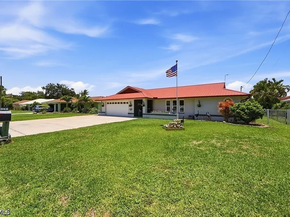 7219 Reymoor Dr, North Fort Myers, FL 33917