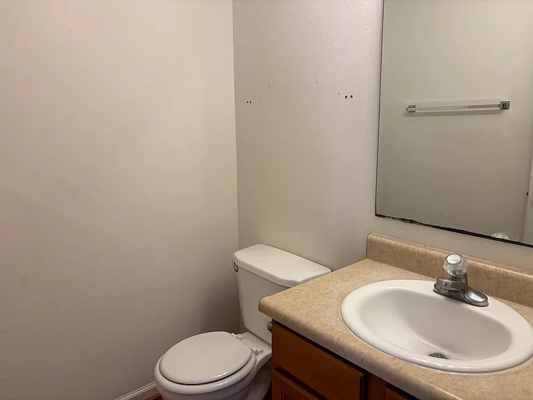 3322 Webster St — Photo 7