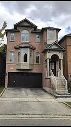 107 Brock Ave