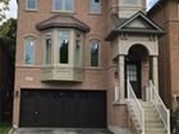 107 Brock Ave, Markham, ON L6C 2E8