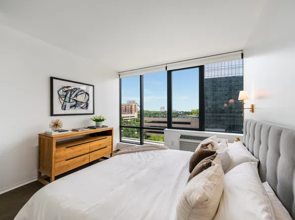 2030 Hudson Street image 22 of 284