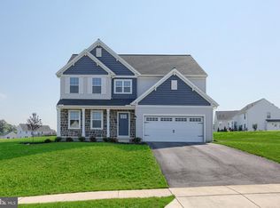 288 Ahl Home Ln, Boiling Springs, PA 17007